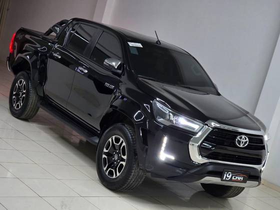 TOYOTA HILUX 2.7 VVT-i FLEX CD SRV 4X4 AUTOMÁTICO